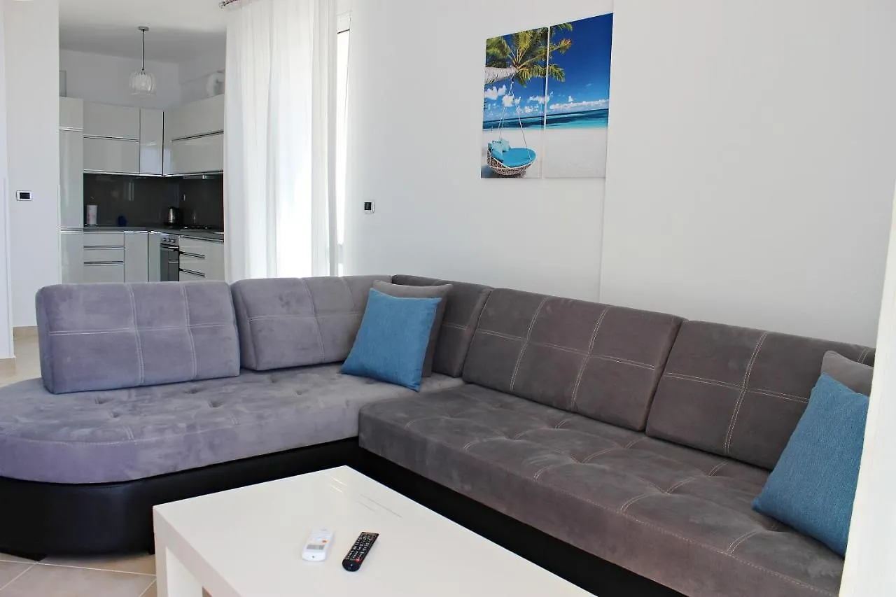 Sunny Apartments Sarande