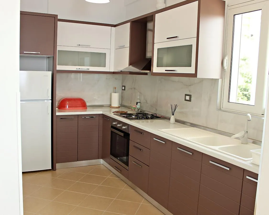 Sunny Apartments Sarande