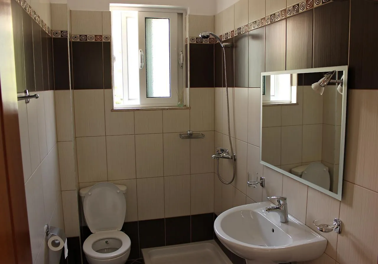Sunny Apartments Sarande Albania