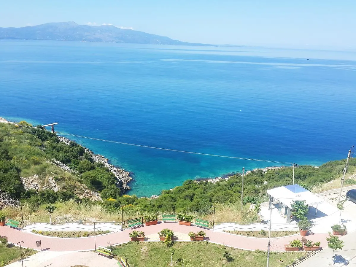 Sunny Apartments Sarande
